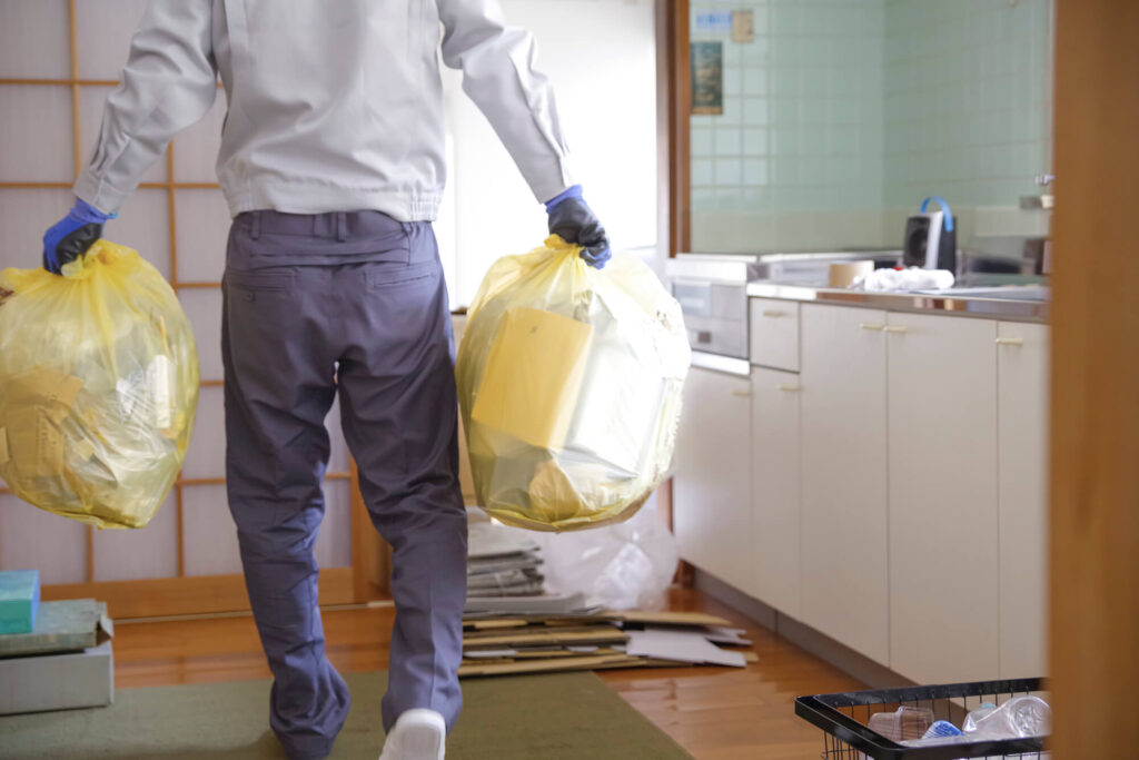 大阪市でゴミ屋敷を片付けたい！失敗しない業者選びのポイントとは？